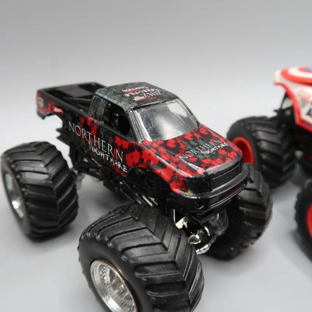 Hot‎ Wheels Monster Jam Truck Marvel Captain America Nightmare Star Stripes lot